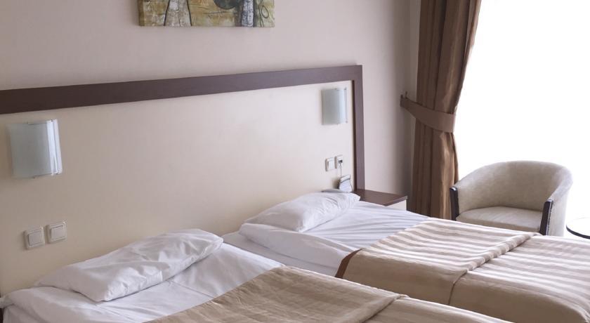 Batihan Beach Resort & Spa Kusadası Exteriör bild