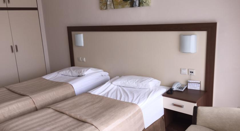 Batihan Beach Resort & Spa Kusadası Exteriör bild