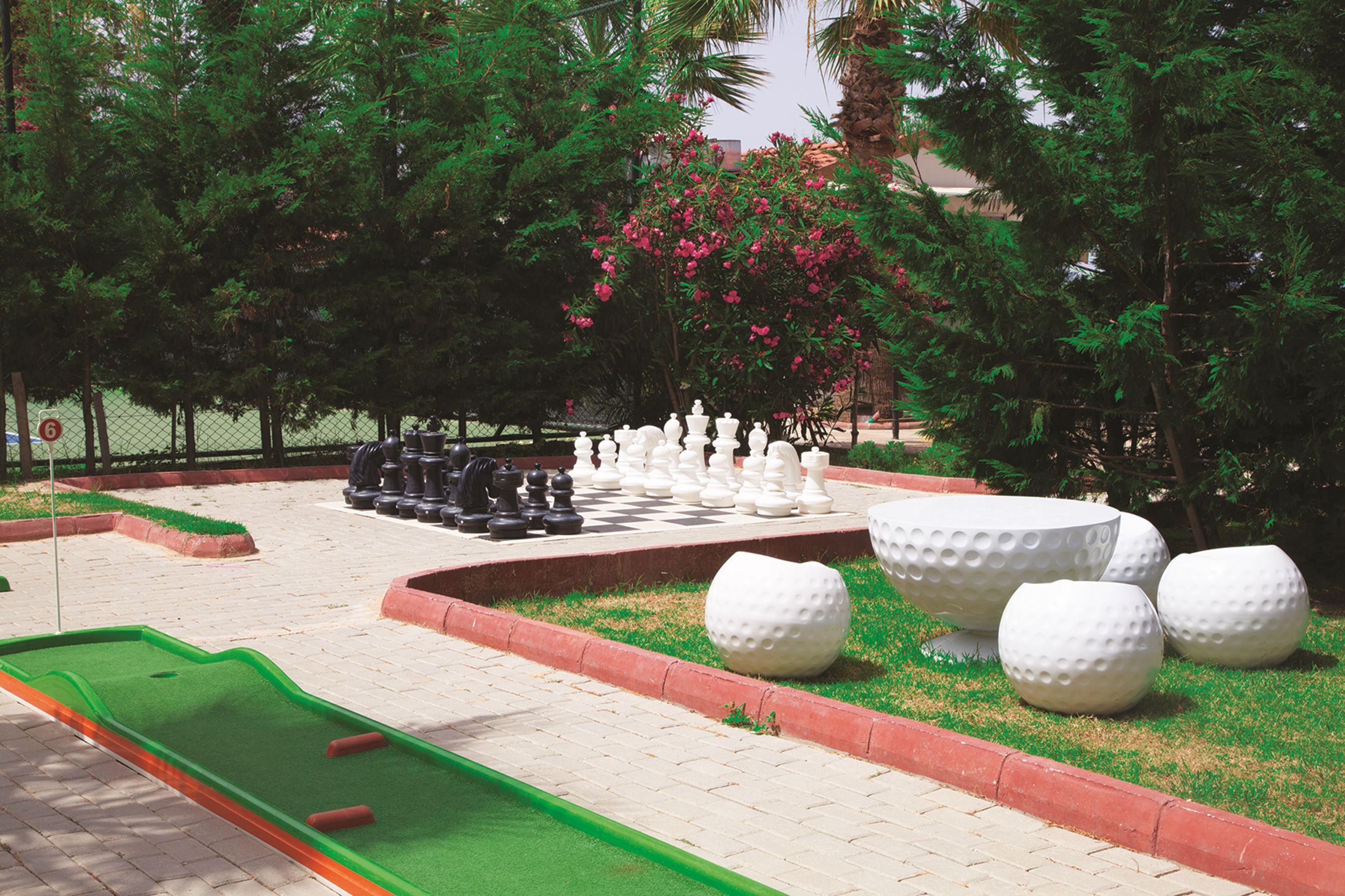 Batihan Beach Resort & Spa Kusadası Exteriör bild