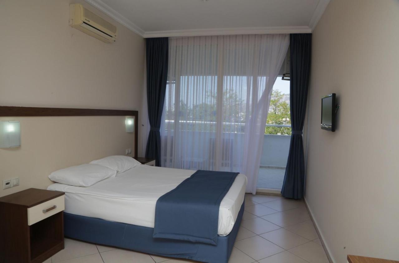 Batihan Beach Resort & Spa Kusadası Exteriör bild
