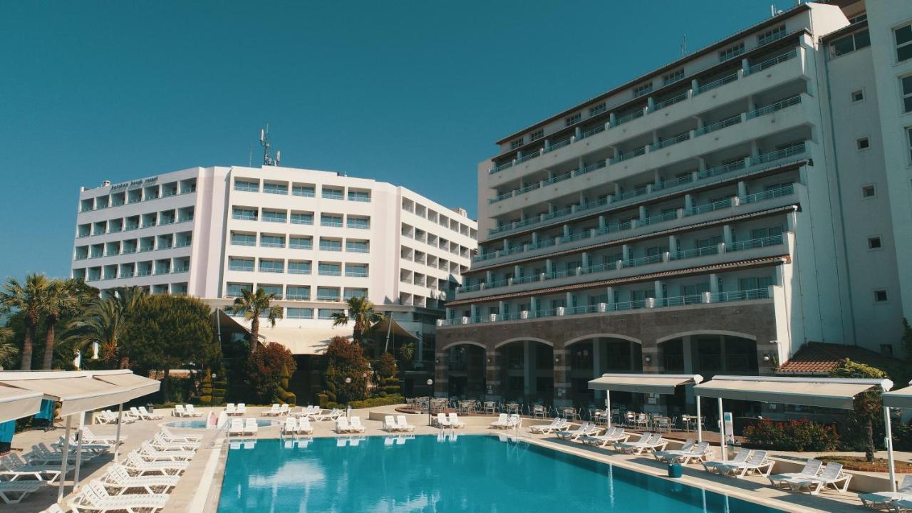 Batihan Beach Resort & Spa Kusadası Exteriör bild