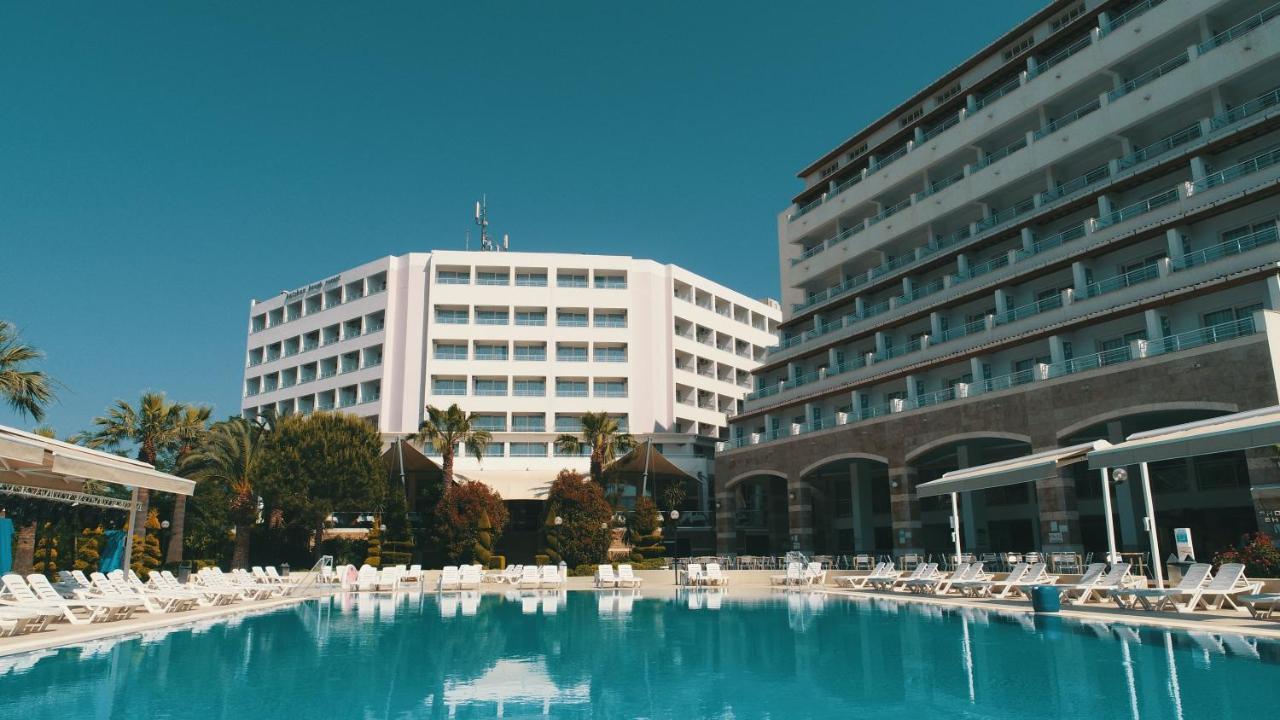 Batihan Beach Resort & Spa Kusadası Exteriör bild
