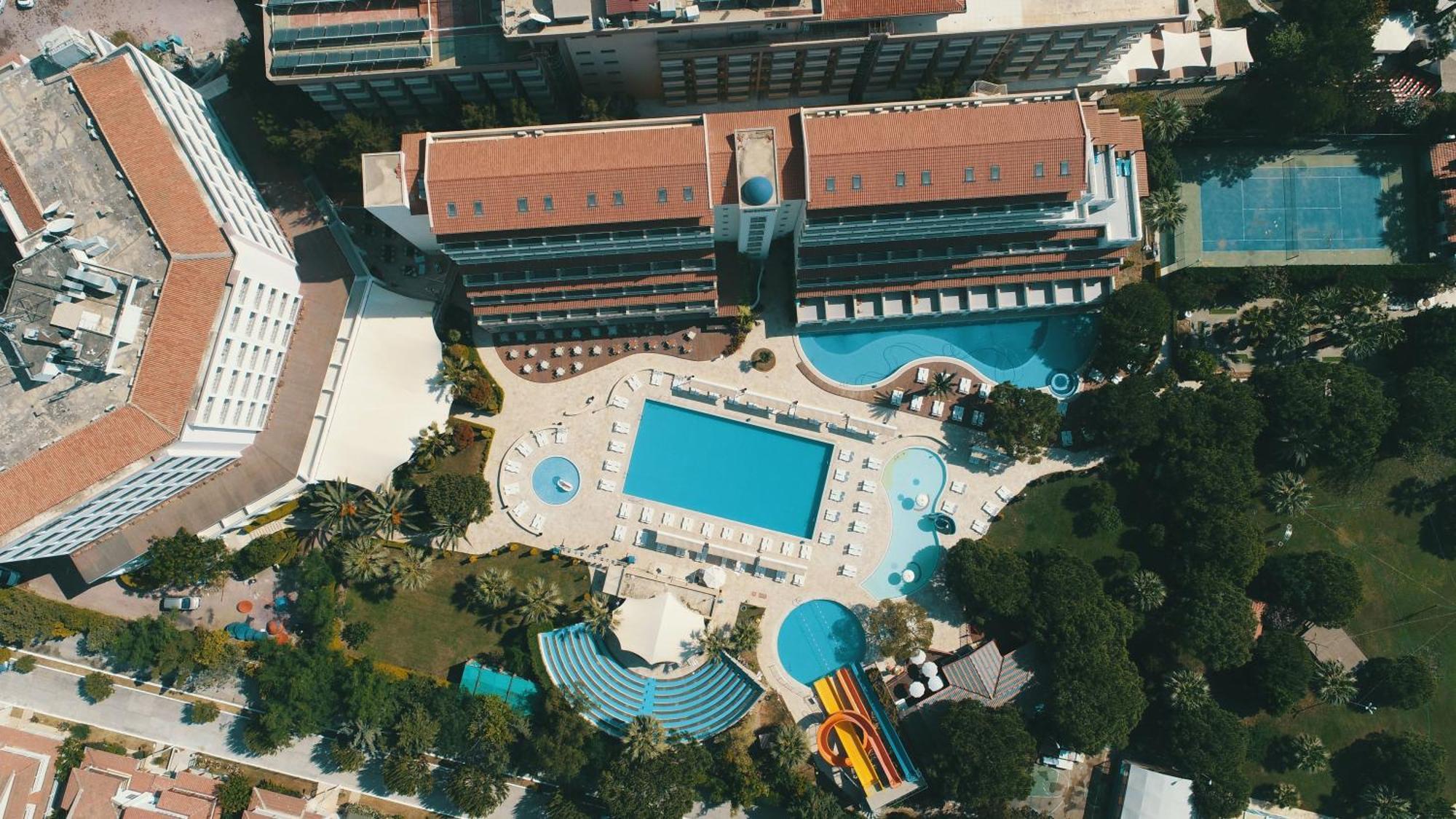 Batihan Beach Resort & Spa Kusadası Exteriör bild