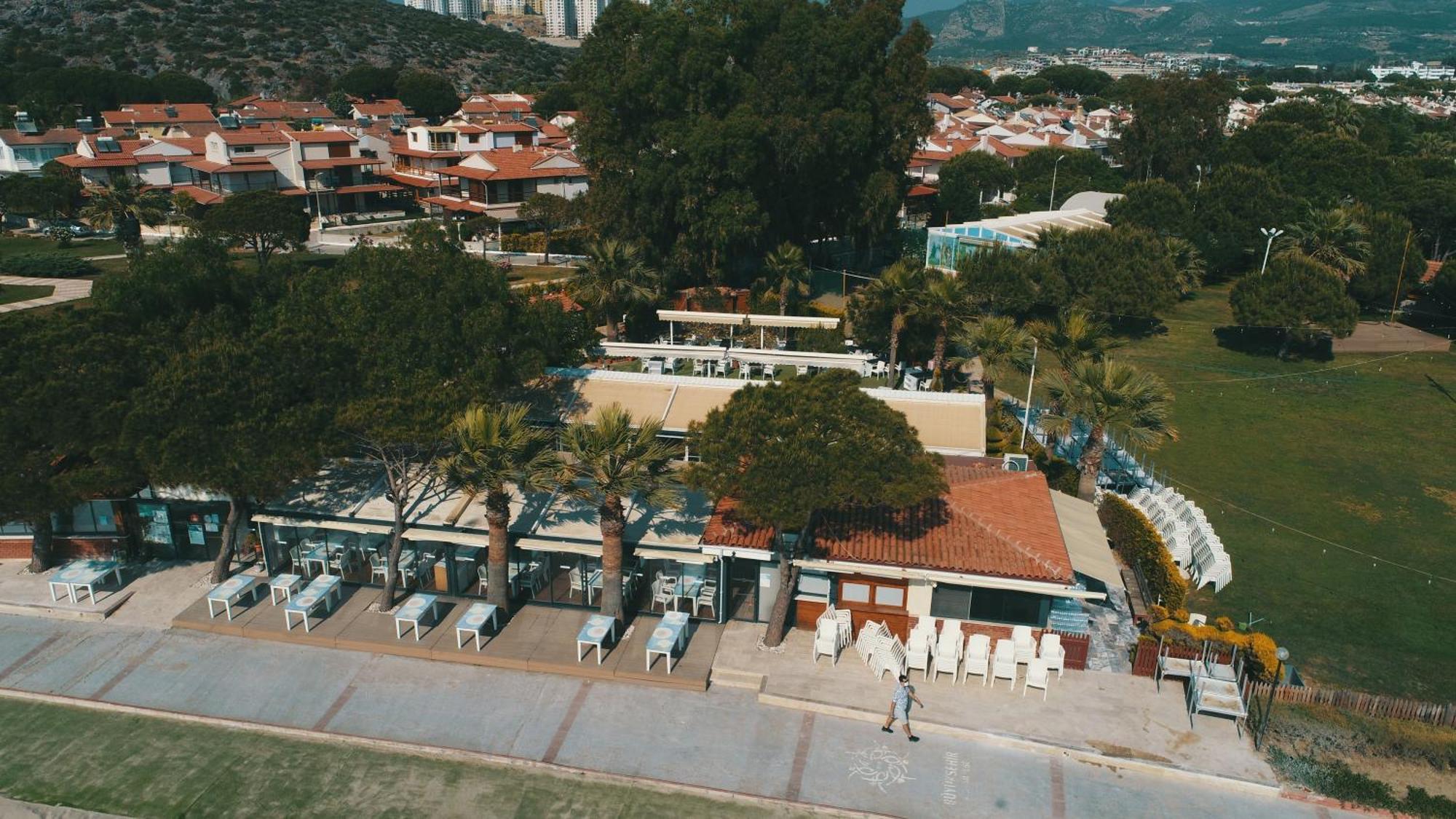 Batihan Beach Resort & Spa Kusadası Exteriör bild