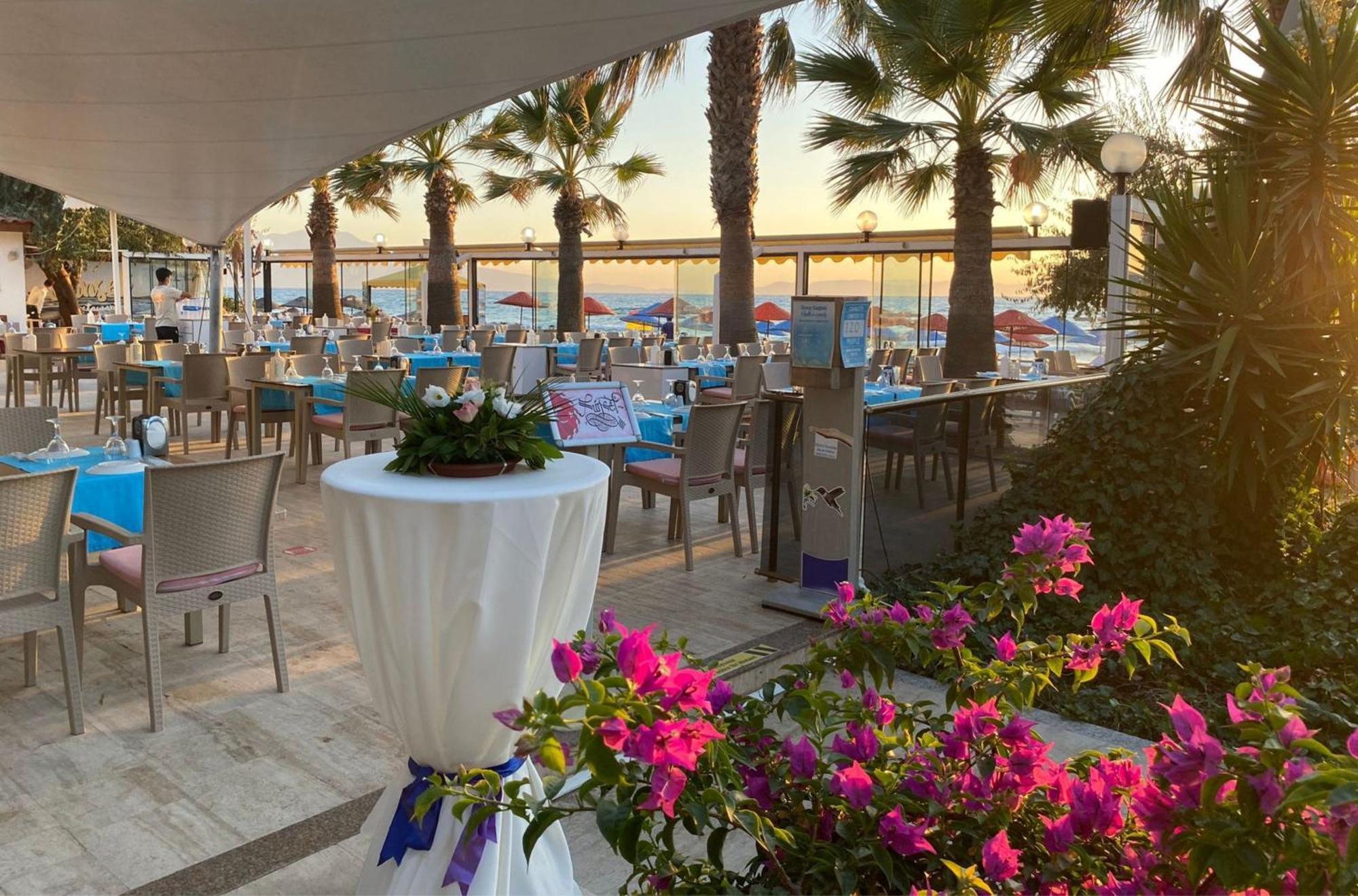 Batihan Beach Resort & Spa Kusadası Exteriör bild
